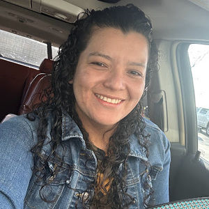 Meet your Posher, Aura